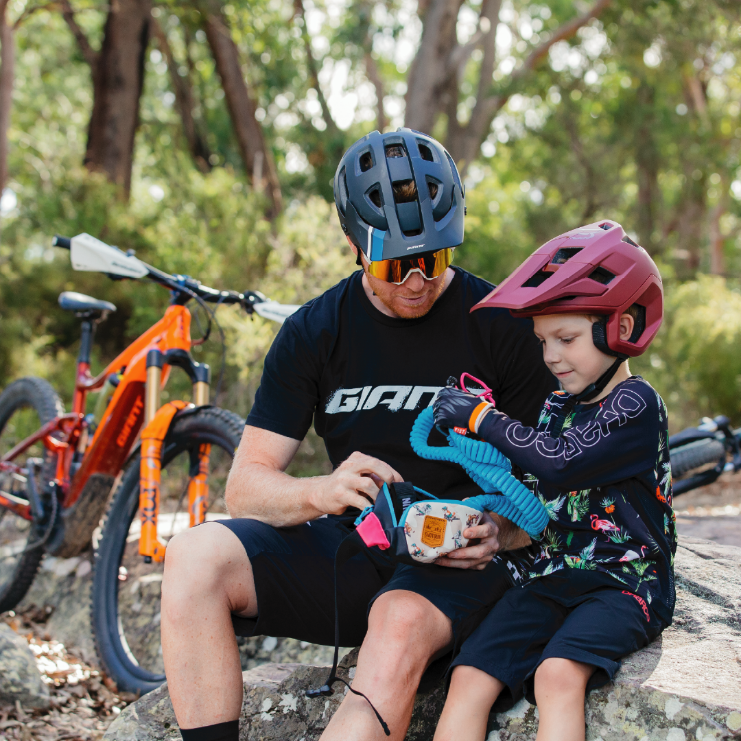 MTB TOW ROPE + CHILD HIP PACK COMBO